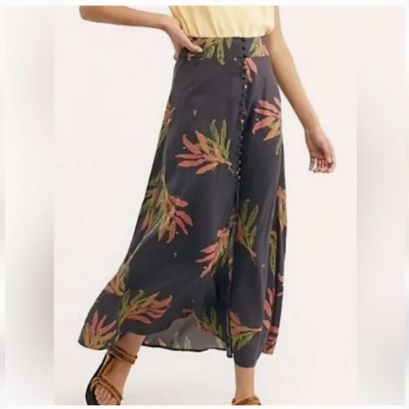 Free People Sammy Boho Western Floral Buttoned Open Front Maxi Skirt Gray Sz 0 - Picture 1 of 9